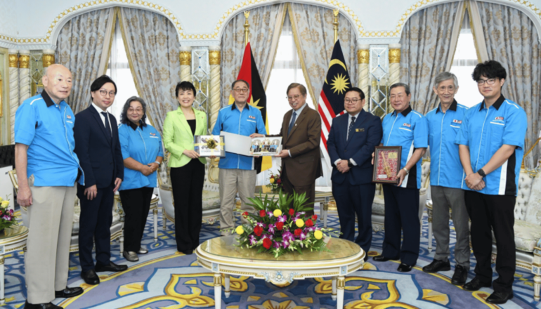Vice Chairman Haruko Arimura pays a courtesy call on the Premier of Sarawak